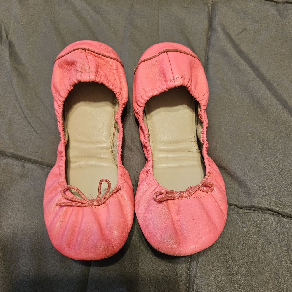 GAP Coral Pink Leather Ballet Flats